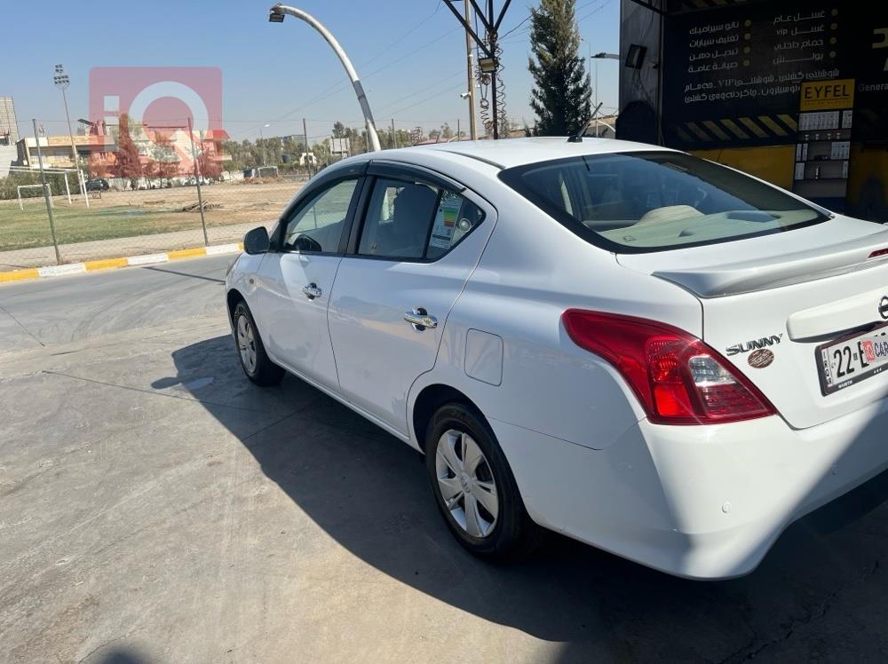 Nissan Sunny